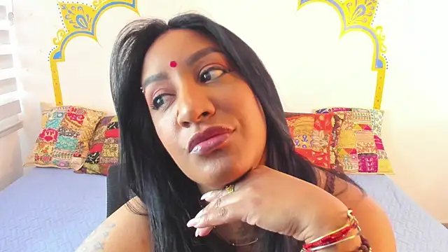 LadyNahir online show from October 25, 8:36 pm