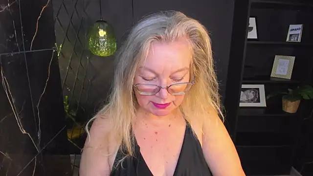 NataliMellow online show from October 27, 1:15 pm