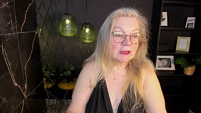 NataliMellow online show from January 12, 1:05 pm