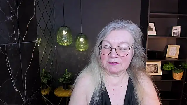 NataliMellow online show from February 28, 1:01 pm