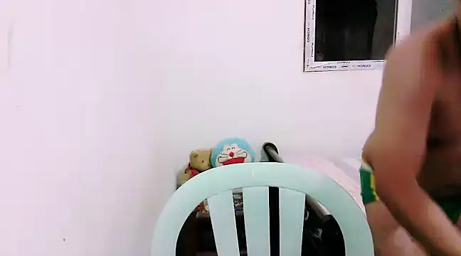 Snapshot of SirViceBoy2020 chatting on December 14, 5:25 pm SirViceBoy2020 online show from December 14, 5:25 pm