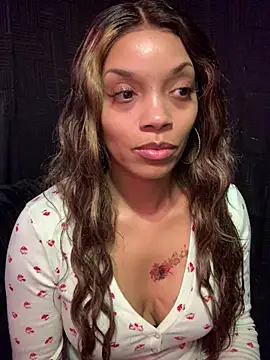 Rakiyahcharms online show from January 18, 3:10 am