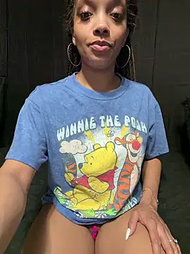 Snapshot of Rakiyahcharms chatting on May 6, 6:30 am Rakiyahcharms online show from May 6, 6:30 am