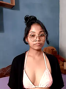 Snapshot of naya86 chatting on December 4, 9:51 am naya86 online show from December 4, 9:51 am