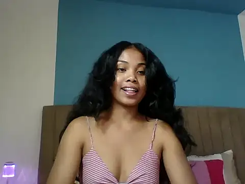 Snapshot of naya86 chatting on October 4, 10:46 am naya86 online show from October 4, 10:46 am