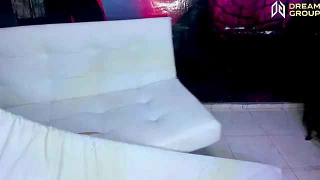 AmazingPartys online show from December 5, 7:43 pm