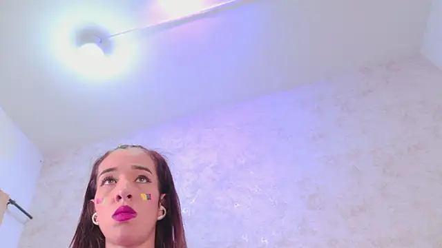 cristinapuerta  online show from June 27, 11:37 am