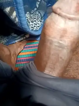 Snapshot of Bengali_BULL1 chatting on February 22, 5:19 am Bengali BULL1 online show from February 22, 5:19 am