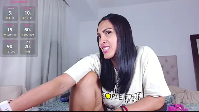 ms freyax online show from September 25, 12:03 am