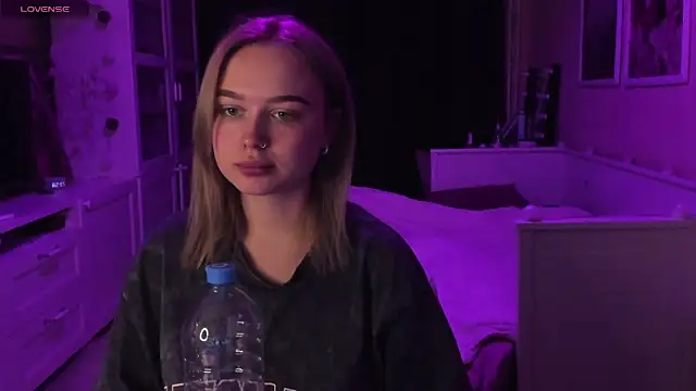 MaryDreaminess online show from January 22, 8:59 pm