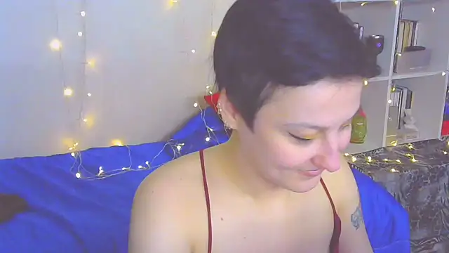 Snapshot of MartaBounty chatting on January 11, 11:46 pm MartaBounty online show from January 11, 11:46 pm