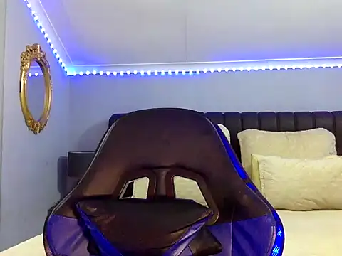 BOOTYBANGER24xx online show from October 2, 2:40 am