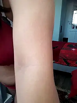 Snapshot of HotSpicyGujju chatting on February 26, 12:47 pm HotSpicyGujju online show from February 26, 12:47 pm