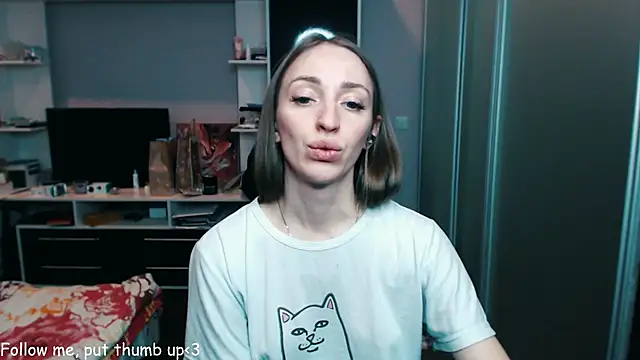 Natalimeowks online show from December 31, 1:08 pm