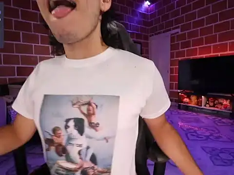 Snapshot of Ryan_picato chatting on October 16, 7:59 pm Ryan picato online show from October 16, 7:59 pm