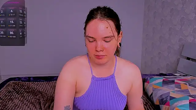 Snapshot of Janie_JJ_Curvie chatting on July 11, 4:26 am Janie JJ Curvie online show from July 11, 4:26 am