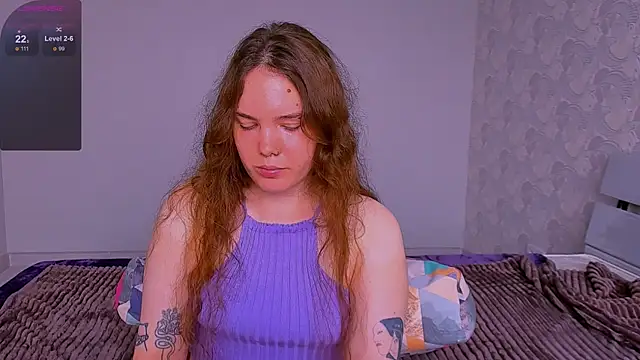 Snapshot of Janie_JJ_Curvie chatting on July 23, 3:48 am Janie JJ Curvie online show from July 23, 3:48 am