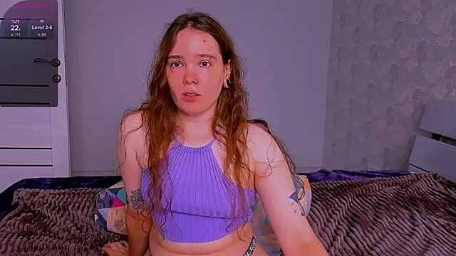 Snapshot of Janie_JJ_Curvie chatting on August 4, 4:59 am Janie JJ Curvie online show from August 4, 4:59 am