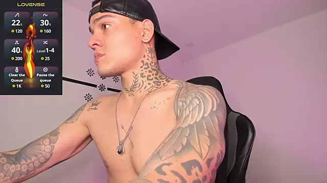 ImDominike online show from December 15, 1:35 am