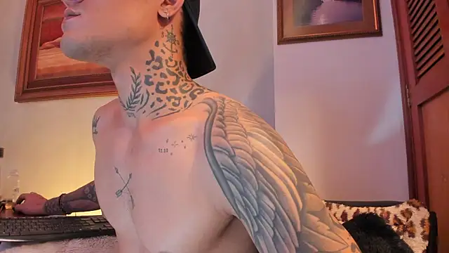 ImDominike online show from February 25, 12:34 pm