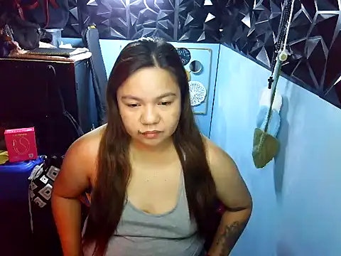 ambersmile online show from July 19, 6:00 pm