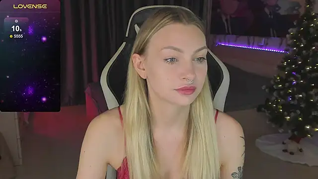 BiMolly online show from December 30, 4:08 pm