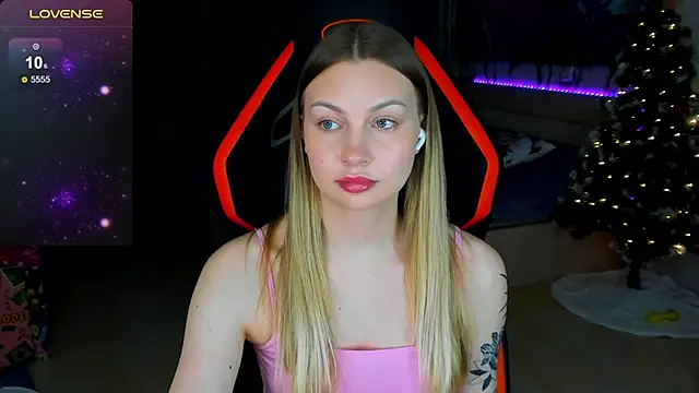 BiMolly online show from February 3, 11:32 pm