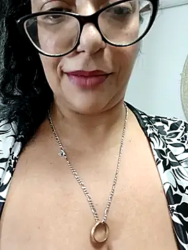 Snapshot of PichyPrettyPussy chatting on December 11, 2:44 pm PichyPrettyPussy online show from December 11, 2:44 pm