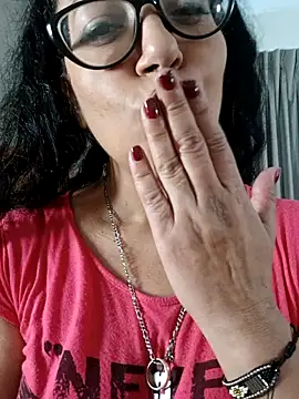 Snapshot of PichyPrettyPussy chatting on February 1, 5:47 pm PichyPrettyPussy online show from February 1, 5:47 pm