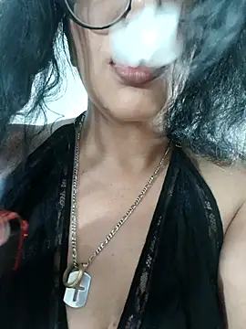 Snapshot of PichyPrettyPussy chatting on February 3, 4:04 am PichyPrettyPussy online show from February 3, 4:04 am