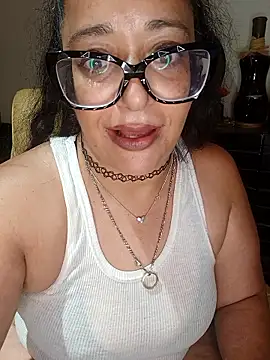 Snapshot of PichyPrettyPussy chatting on October 20, 6:30 pm PichyPrettyPussy online show from October 20, 6:30 pm