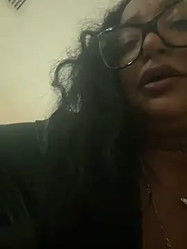 Snapshot of PichyPrettyPussy chatting on November 3, 4:08 pm PichyPrettyPussy online show from November 3, 4:08 pm