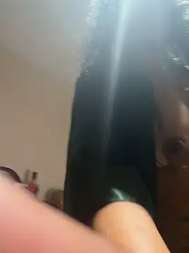 Snapshot of PichyPrettyPussy chatting on November 5, 3:01 pm PichyPrettyPussy online show from November 5, 3:01 pm