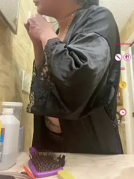 PichyPrettyPussy online show from June 25, 2:54 pm