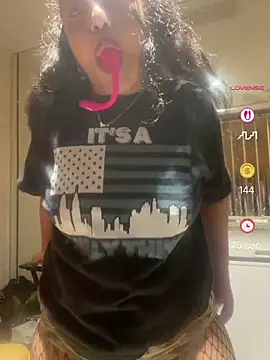 PichyPrettyPussy online show from July 16, 3:29 pm