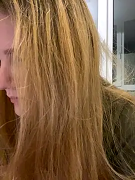 -MimmiLissa- online show from October 3, 5:32 pm