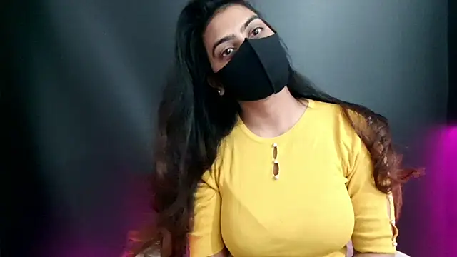 DesiZoya online show from July 17, 11:20 pm