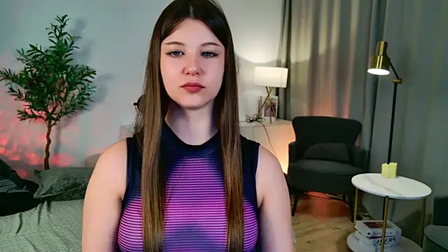 Snapshot of ElizaMild chatting on June 4, 1:17 pm ElizaMild online show from June 4, 1:17 pm