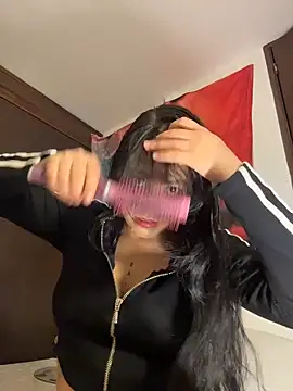 Snapshot of Naiara_sex chatting on May 27, 7:16 am Naiara sex online show from May 27, 7:16 am