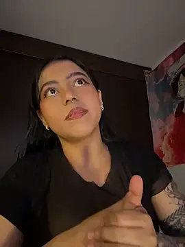 Snapshot of Naiara_sex chatting on June 18, 6:46 am Naiara sex online show from June 18, 6:46 am