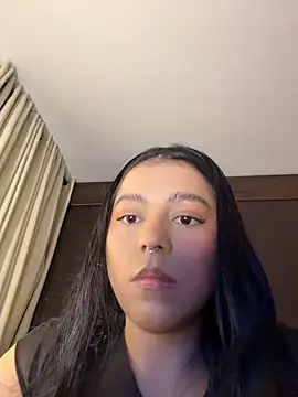 Snapshot of Naiara_sex chatting on June 23, 7:39 am Naiara sex online show from June 23, 7:39 am