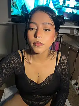 Snapshot of Naiara_sex chatting on July 24, 8:12 am Naiara sex online show from July 24, 8:12 am