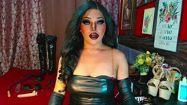 trixxielicious online show from August 1, 2:22 am