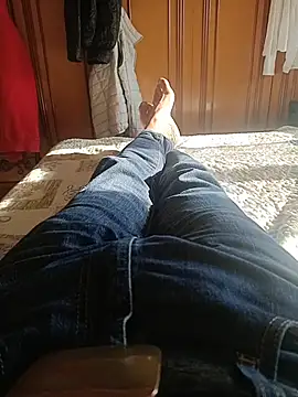 Bobby967 online show from November 25, 9:42 am