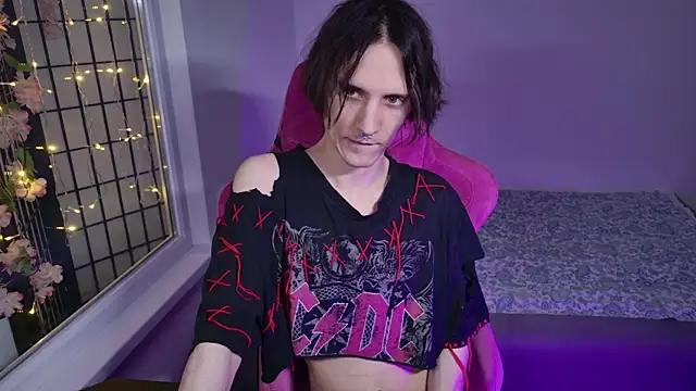 Sloppyprinceboy online show from June 4, 9:15 am