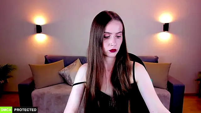 TheWoman   online show from February 17, 7:09 pm