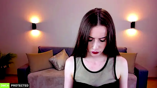 TheWoman   online show from February 23, 7:33 pm