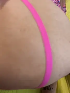 Snapshot of Bull8 chatting on December 3, 12:14 pm Bull8 online show from December 3, 12:14 pm