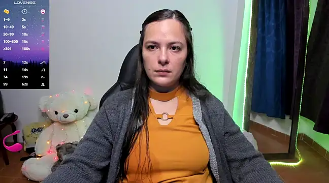 angelaagomez online show from February 12, 12:58 am