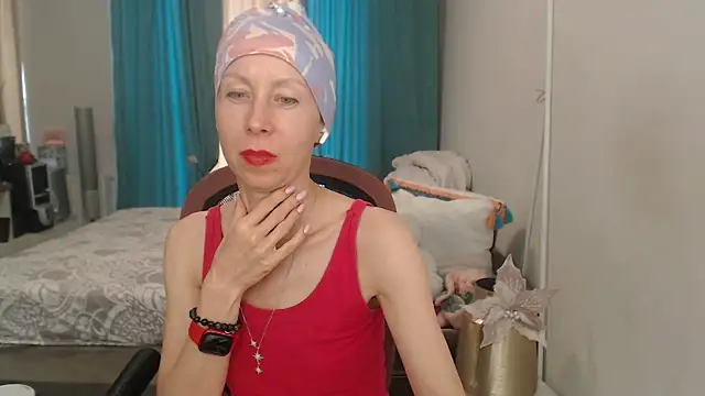 LuxuryNika online show from July 10, 1:25 pm